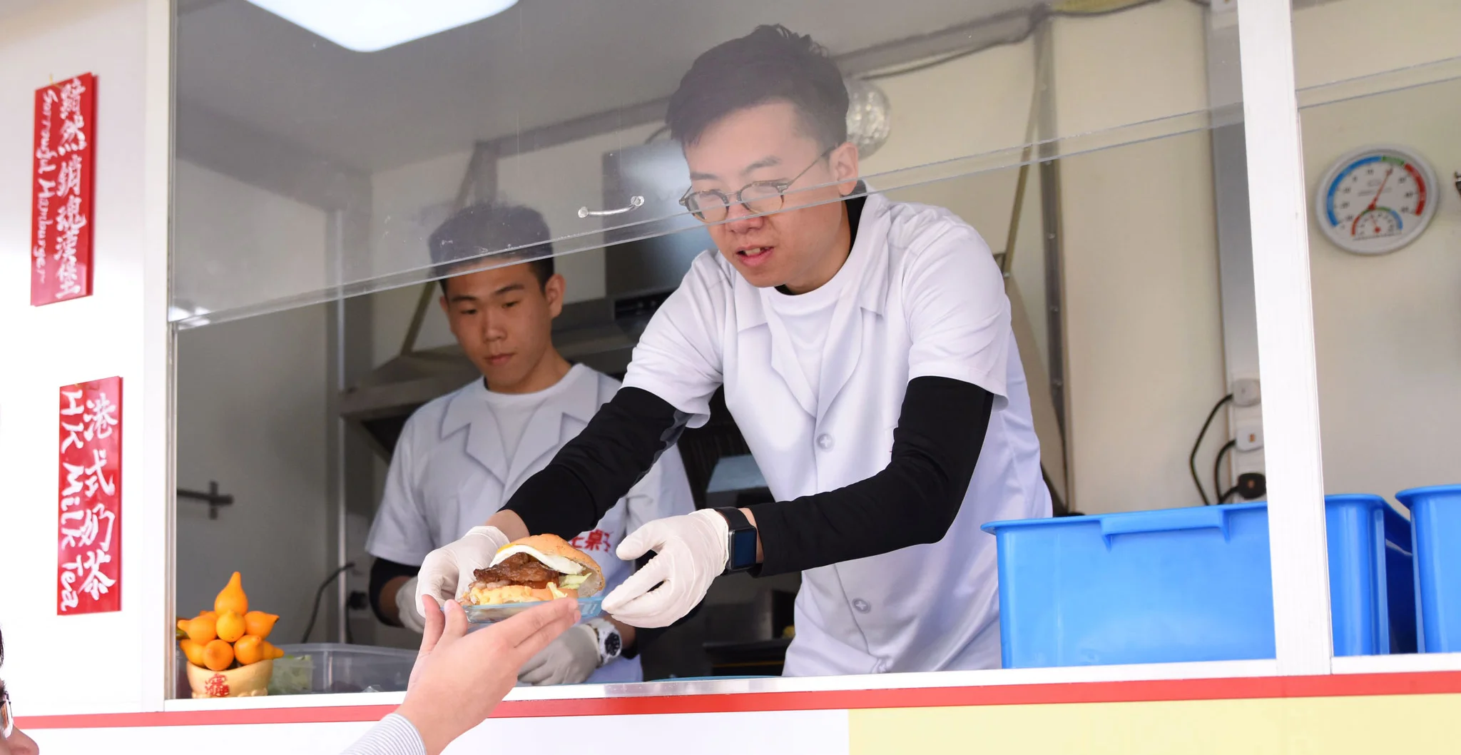 未計起始成本近百萬港元,食材成本和租金已佔售價七成